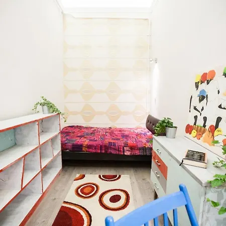 N40 By Small Budapest