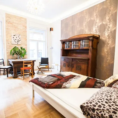 Apartment N40 By Small *